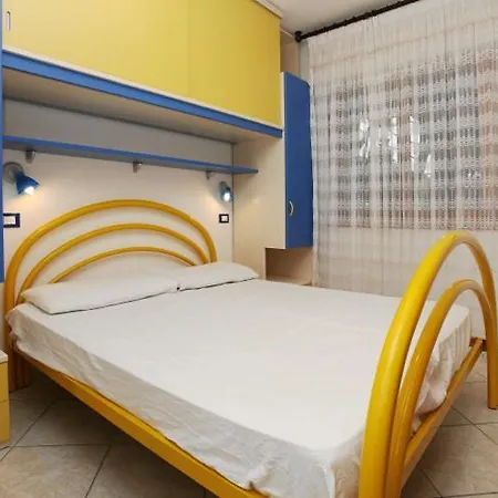 Zanella Rosolina Mare